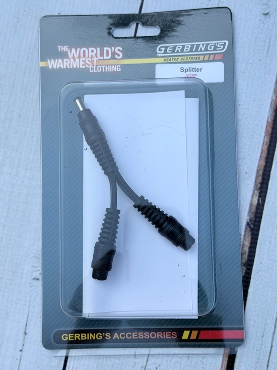 gerbing Other - Gerbing 12V Heated Gear Y-Splitter Cord (ACSP) – New in Package (2 available)